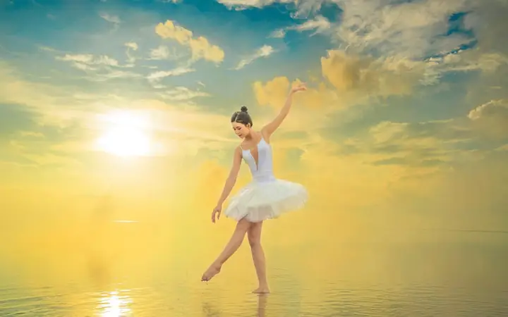 Về Cảnh Quan Trong Chùa - Nơi Du Khách Và Các Phật Tử Tham Quan