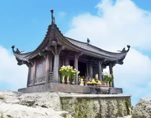 Chùa Đồng Yên Tử Thờ Ai?
