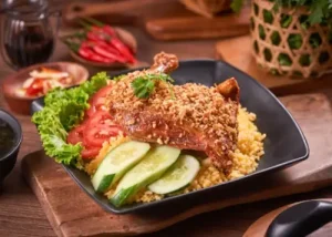 Cơm Gà Quy Nhơn: Bỏ Túi 15+ Địa Chỉ Ăn Ngon Quên Lối Về