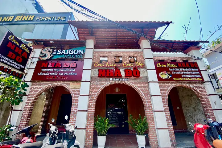 Nhà Hàng Cơm Niêu Cơm Đập Nhà Đỏ - Đà Nẵng Nhà Hàng Cơm Niêu Cơm Đập Nhà Đỏ - Đà Nẵng