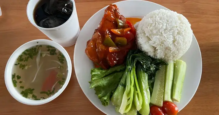 Suất Cơm Sườn 120.000 Đồng Ở Thiên Đường Bảo Sơn Bất Ngờ ...