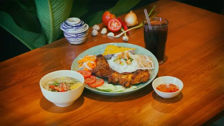 Bật Mí Những Quán Cơm Tấm Chuẩn Vị Sài Gòn Giữa Lòng Hà Nội