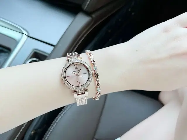 Combo Vòng Tay Và Đồng Hồ