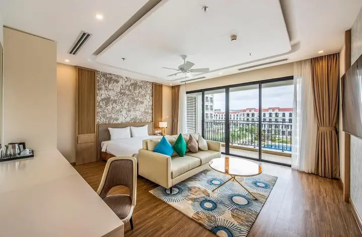 Combo Nghỉ Dưỡng 4 Ngày 3 Đêm Vinholidays Fiesta Phú Quốc