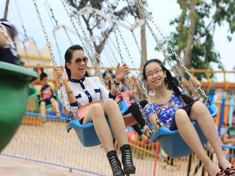 Review Kinh Nghiệm, Giá Vé Công Viên Mặt Trời Mới 2025 - Dulich ...