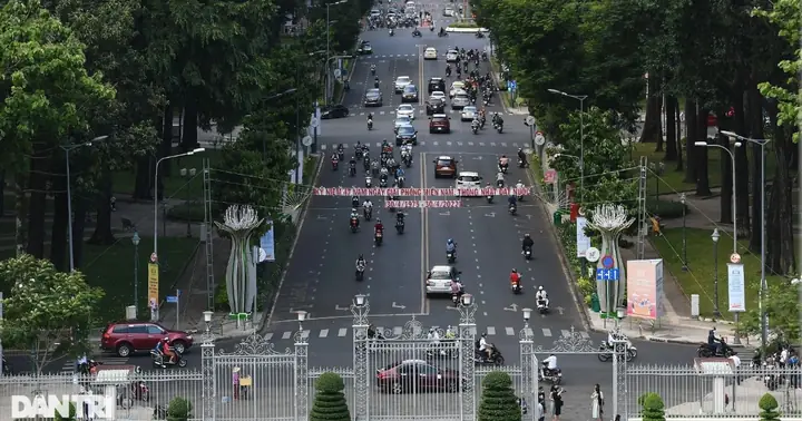 Tphcm Lấy Ý Kiến Về Tên Công Viên Trước Dinh Độc Lập, Cầu Qua ...