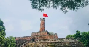 Khám Phá 7 Cột Cờ Nổi Tiếng Của Việt Nam | Vietnam+ (vietnamplus)