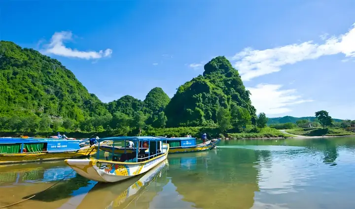 Thời Điểm Đẹp Nhất Của Cung Đường Hà Nội Quảng Bình