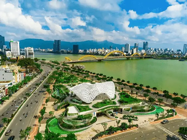 Da Nang To Hoi An With Sightseeing (and Vice Versa) Da Nang To Hoi An With Sightseeing (and Vice Versa)