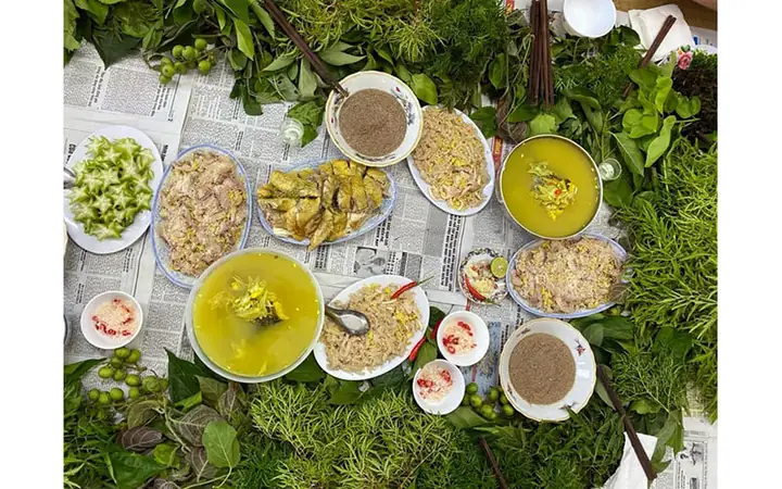 Gỏi Cá Mè Hiệp Hoà