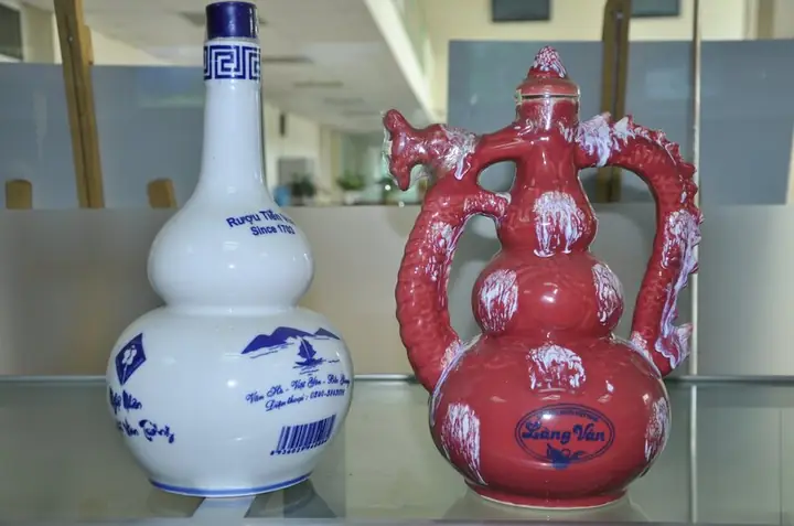 Rượu Làng Vân