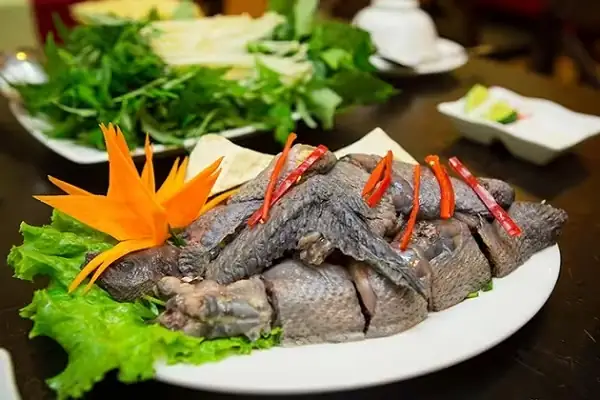 Gà Đen H’mông