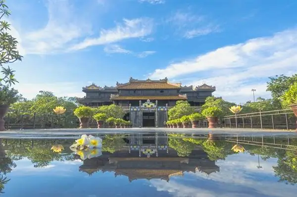 Tổng Quan Hành Trình Từ Huế Đi Sài Gòn Tphcm
