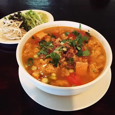 30 Món Ngon Hà Nội Nhất Định Phải Thử Khi Tới Thăm Thủ Đô 30 Món Ngon Hà Nội Nhất Định Phải Thử Khi Tới Thăm Thủ Đô