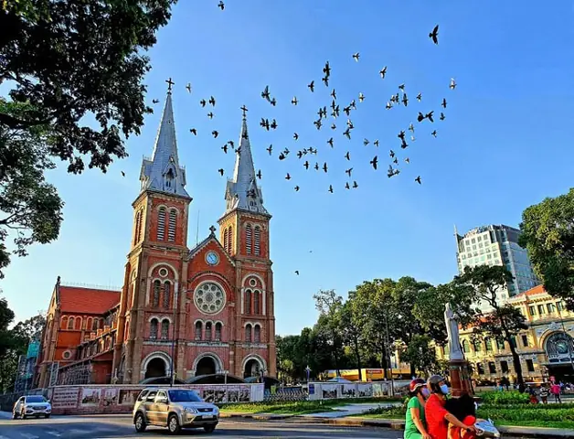 Nhà Thờ Đức Bà Sài Gòn