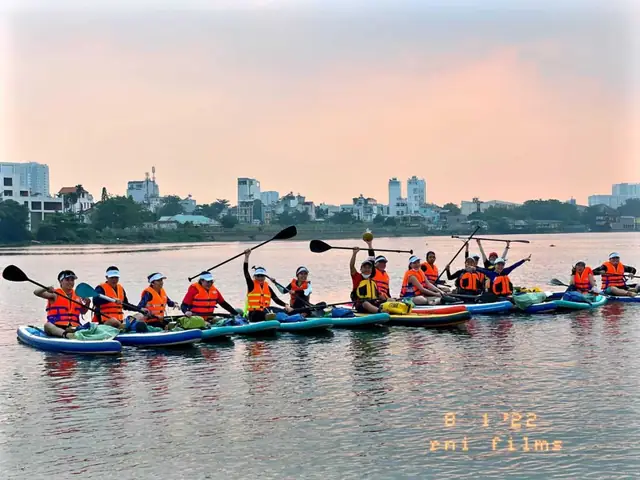 Chèo Sup Tại What Sup