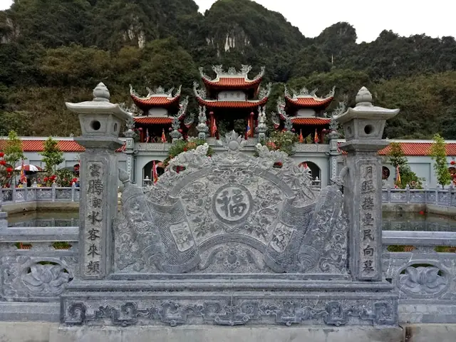 Ngày Tiệc Cô Đôi Thượng Ngàn