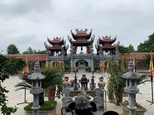 Ngày Tiệc Cô Đôi Thượng Ngàn