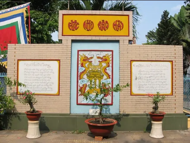 Các Hoạt Động Khác