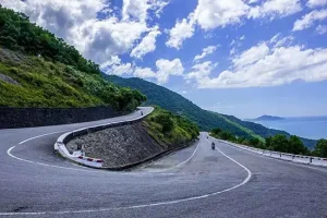Đèo Hải Vân Thuộc Dãy Núi Nào? Có Gì Thú Vị Tại Nơi “đệ Nhất Hùng ...