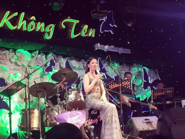 Phòng Trà Không Tên Phòng Trà Không Tên