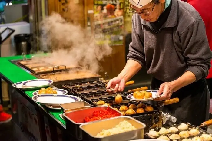 Khu Phố Nhật – Lê Thánh Tôn Khu Phố Nhật – Lê Thánh Tôn