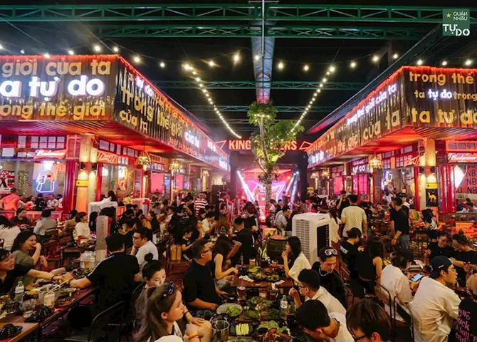 Tổng Hợp 11+ Nhà Hàng, Quán Cafe Mở Cửa Xuyên Tết 2025 Tại Hà Nội