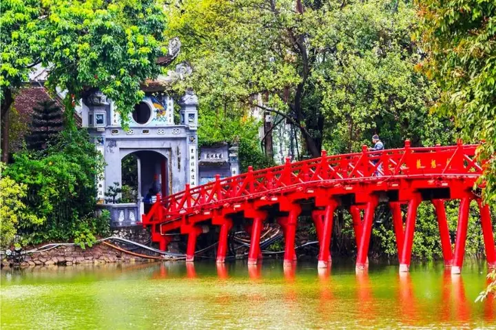 Đền Ngọc Sơn – Công Trình Này Tượng Trưng Cho Tinh Thần Hiếu Học Của Người Việt Nam Đền Ngọc Sơn – Công Trình Này Tượng Trưng Cho Tinh Thần Hiếu Học Của Người Việt Nam