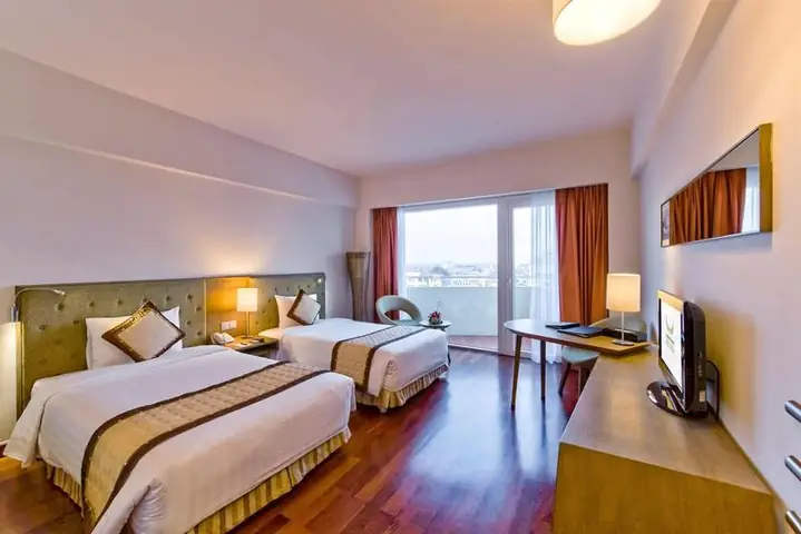 Muong-thanh-holiday-hue