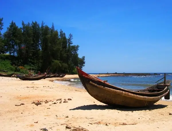 Khám Phá 15 Địa Điểm Du Lịch Quảng Trị: Vùng Đất Lịch Sử Và Thiên Nhiên Hùng Vĩ Khám Phá 15 Địa Điểm Du Lịch Quảng Trị: Vùng Đất Lịch Sử Và Thiên Nhiên Hùng Vĩ