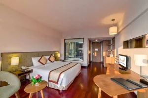 Phong-deluxe-king-muong-thanh-hue