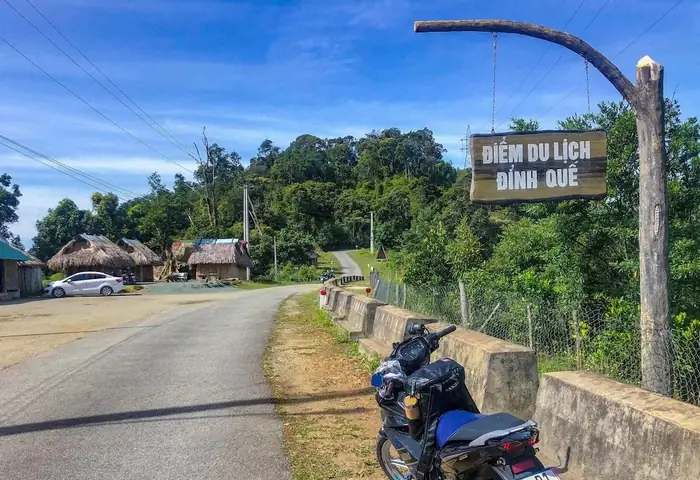 Nên Đi Du Lịch Đỉnh Quế Theo Tour Hay Tự Túc?
