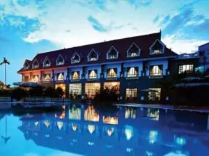 Vresort Kim Bôi