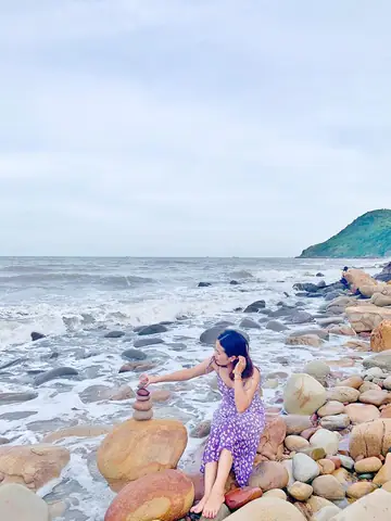 🔹bãi Đông