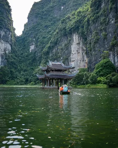 Khu Du Lịch Sinh Thái Tràng An – Ninh Bình Khu Du Lịch Sinh Thái Tràng An – Ninh Bình
