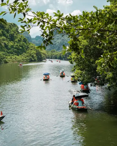 Khu Du Lịch Sinh Thái Tràng An – Ninh Bình Khu Du Lịch Sinh Thái Tràng An – Ninh Bình
