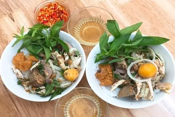 Những Món Ngon Tại Đường Phan Đình Phùng – Đà Lạt Những Món Ngon Tại Đường Phan Đình Phùng – Đà Lạt