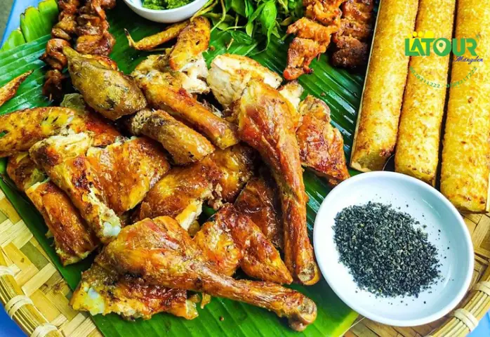 Gà Nướng Cơm Lam Măng Đen Chuẩn Vị Núi Phố