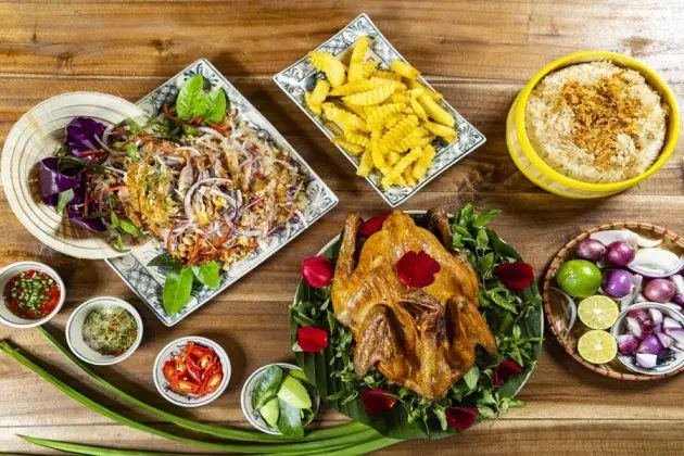 Top 8 Quán Gà Nướng Lu Ngon Nhất Tại Hà Nội