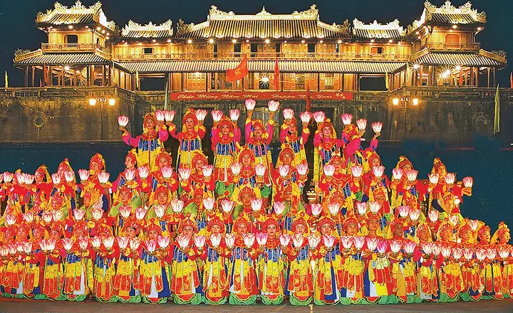 Giá Trị Của Nhã Nhạc Cung Đình Huế Trong Nền Văn Hóa Việt Giá Trị Của Nhã Nhạc Cung Đình Huế Trong Nền Văn Hóa Việt