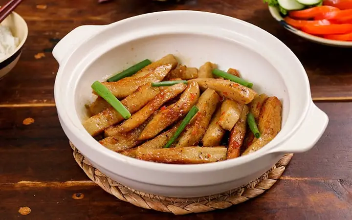 Giò Lụa Chiên Nước Mắm