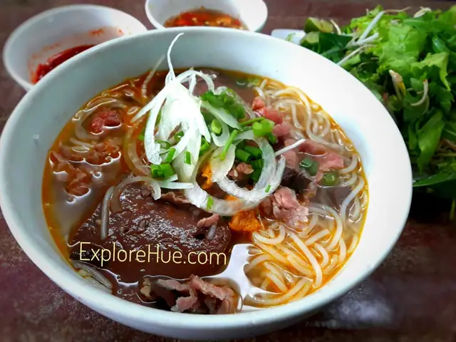 Bún Bò Huế - Vietnamese Spicy Beef Noodle Soup In Hue Style ... Bún Bò Huế - Vietnamese Spicy Beef Noodle Soup In Hue Style ...
