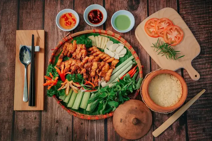 Thưởng Thức 10 Đặc Sản Đà Lạt - Tinh Túy Ẩm Thực Xứ Ngàn Hoa