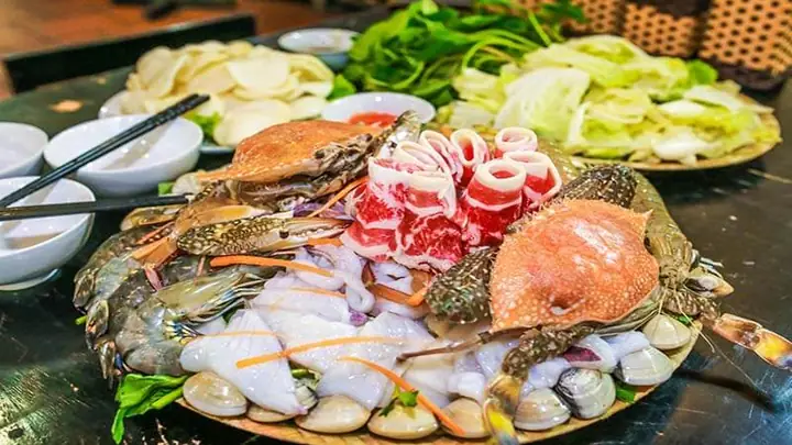Top 15 Quán Hải Sản Ngon Ở Mỹ Khê Đà Nẵng Nhất Định Phải Ghé