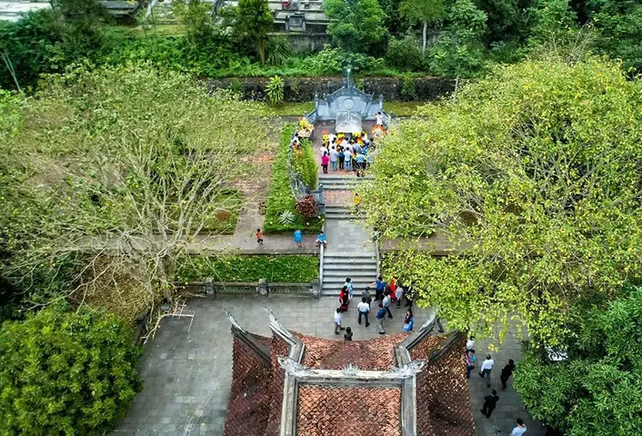 Nhà Thờ & Khu Tưởng Niệm Tại Thôn Bảo Thượng