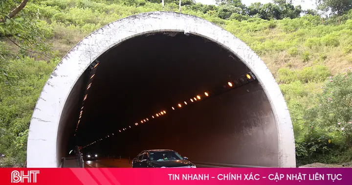 Cận Cảnh Hầm Đèo Ngang Trước Khi Được Mở Rộng Thêm 1 Ống Hầm
