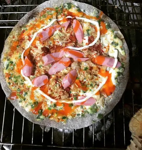 Bánh Tráng Nướng Đà Lạt: 12 Quán Ngon Ngất Ngây, Ăn Là Mê