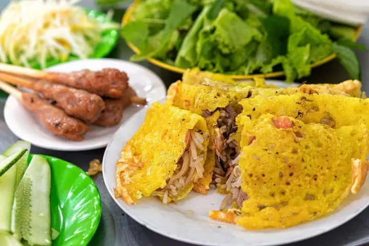 Bánh Xèo Đà Nẵng: Điểm Danh 7 Quán Ngon Chuẩn Vị Miền Trung