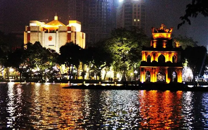 Hình Ảnh Hồ Gươm Về Đêm - Ảnh Hồ Hoàn Kiếm Về Đêm Tuyệt Đẹp Hình Ảnh Hồ Gươm Về Đêm - Ảnh Hồ Hoàn Kiếm Về Đêm Tuyệt Đẹp