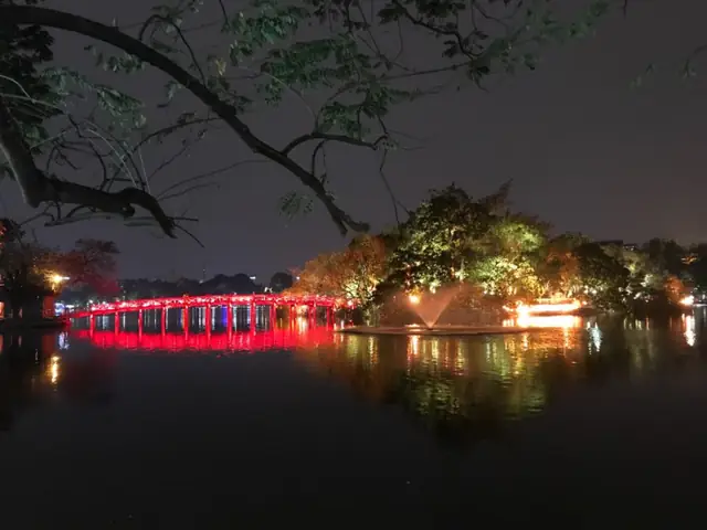 Hình Ảnh Hồ Gươm Về Đêm - Ảnh Hồ Hoàn Kiếm Về Đêm Tuyệt Đẹp Hình Ảnh Hồ Gươm Về Đêm - Ảnh Hồ Hoàn Kiếm Về Đêm Tuyệt Đẹp